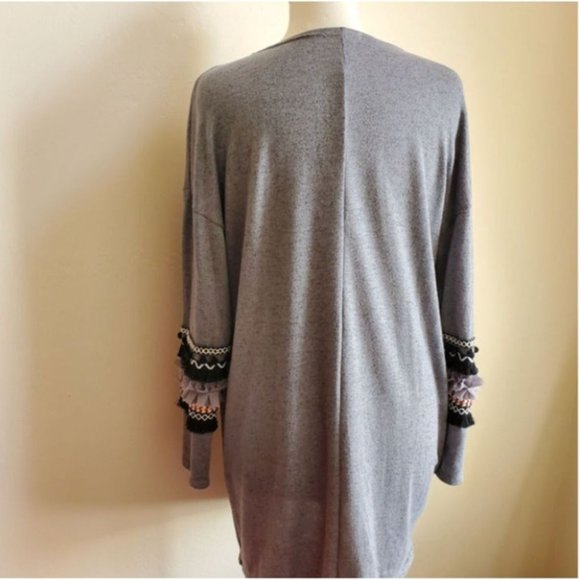 Andthewhy Size S cardigan sweater coverup grey gray long sleeve pockets - Picture 4 of 7